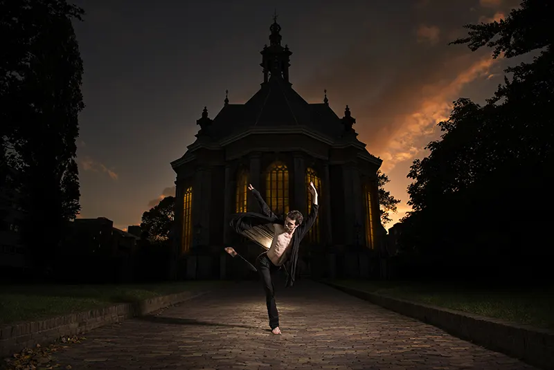 Danser voor de Niwue Kerk